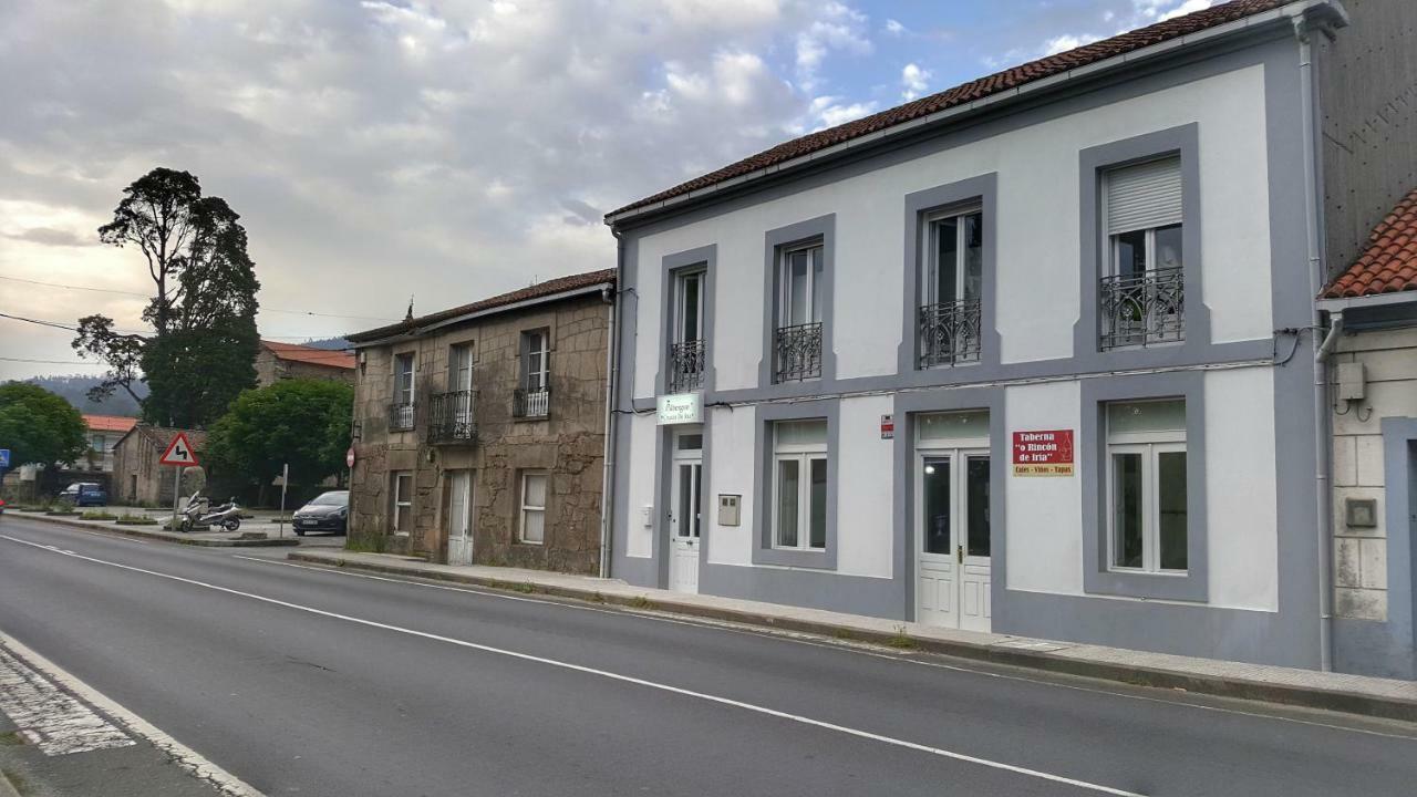 Cruces De Iria Vandrarhem Padrón Exteriör bild
